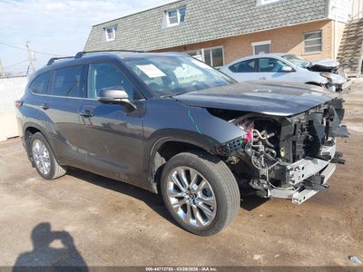 TOYOTA HIGHLANDER 2025