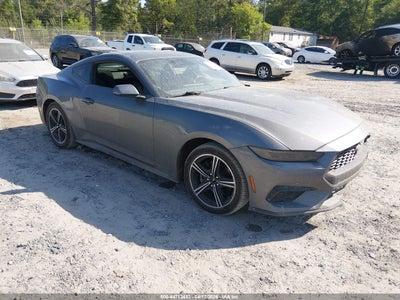 FORD MUSTANG 2025