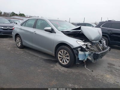 TOYOTA CAMRY 2015