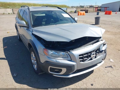 VOLVO XC70 2010