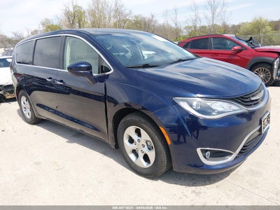 CHRYSLER PACIFICA HYBRID 2018