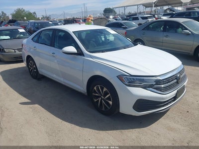 VOLKSWAGEN JETTA 2024