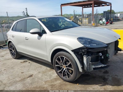 PORSCHE CAYENNE 2022