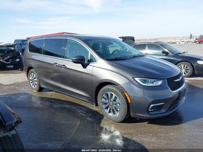 CHRYSLER PACIFICA HYBRID 2022