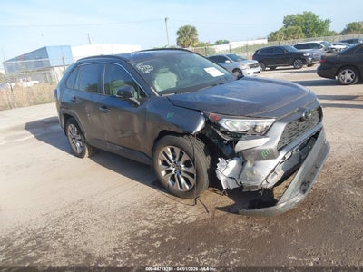 TOYOTA RAV4 2021