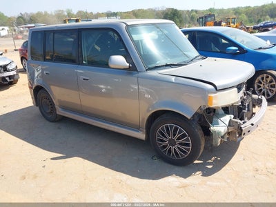 SCION XB 2005