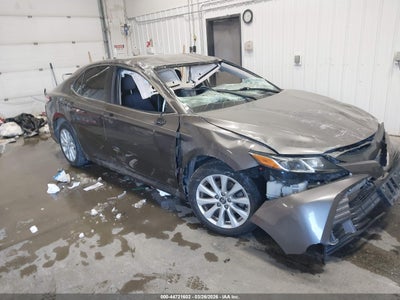 TOYOTA CAMRY 2020