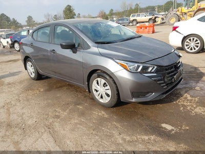 NISSAN VERSA 2024