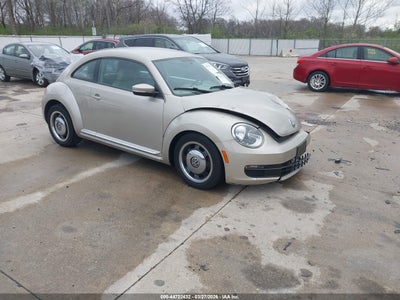 VOLKSWAGEN BEETLE 2012