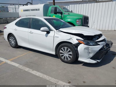 TOYOTA CAMRY HYBRID 2019