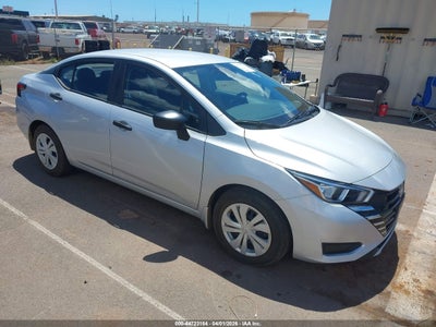NISSAN VERSA 2024