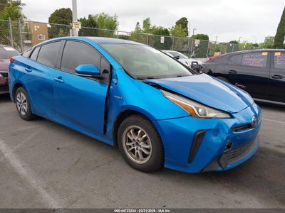 TOYOTA PRIUS 2021