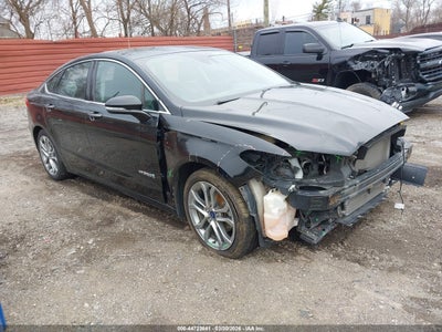 FORD FUSION HYBRID 2019
