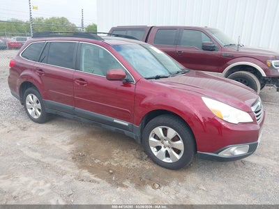 SUBARU OUTBACK 2011