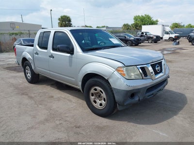 NISSAN FRONTIER 2015