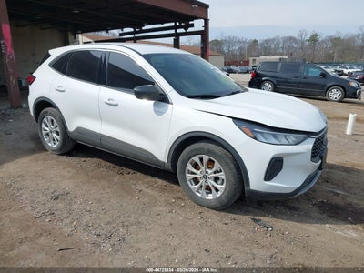 FORD ESCAPE 2023