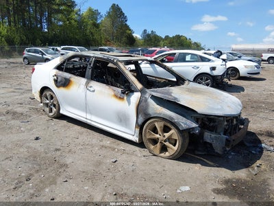 TOYOTA CAMRY 2012