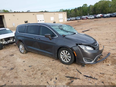 CHRYSLER PACIFICA 2019