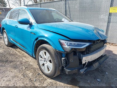 AUDI E-TRON 2019