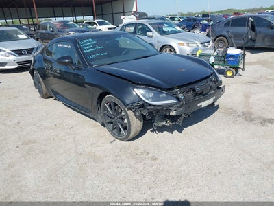TOYOTA GR86 2025