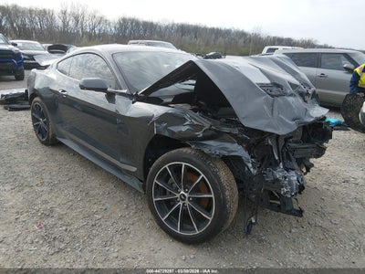 FORD MUSTANG 2020