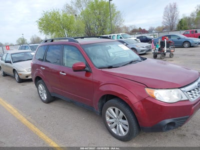 SUBARU FORESTER 2012