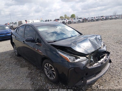 TOYOTA PRIUS 2019