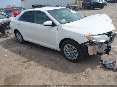 TOYOTA CAMRY 2013