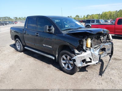 NISSAN TITAN 2013