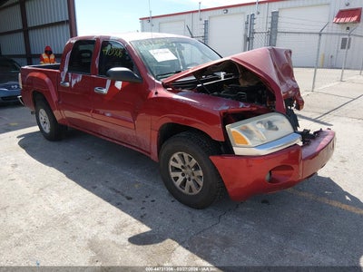 MITSUBISHI RAIDER 2006