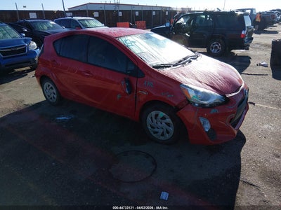 TOYOTA PRIUS C 2016