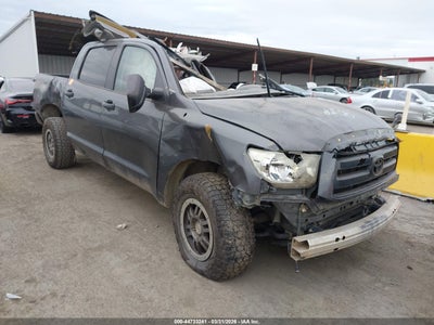 TOYOTA TUNDRA 2013