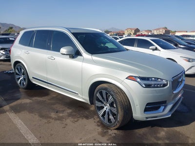 VOLVO XC90 2021