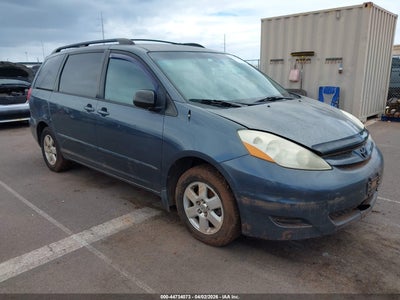 TOYOTA SIENNA 2010