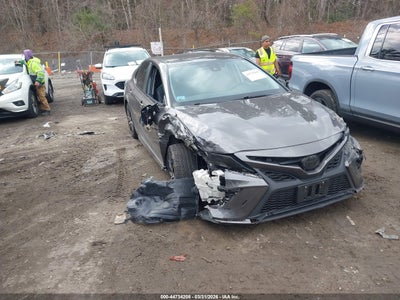 TOYOTA CAMRY 2022