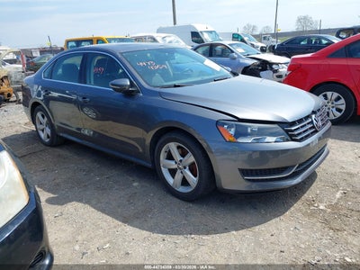 VOLKSWAGEN PASSAT 2012