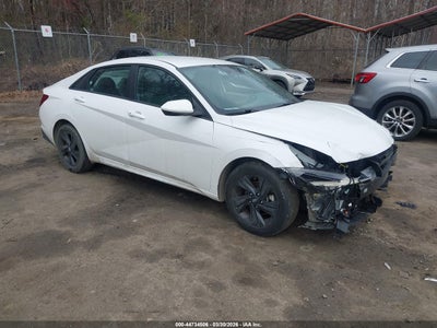 HYUNDAI ELANTRA 2023