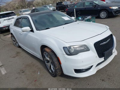 CHRYSLER 300 2018