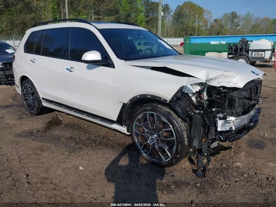 BMW X7 2025