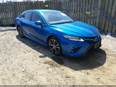 TOYOTA CAMRY 2020