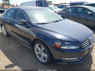 VOLKSWAGEN PASSAT 2014