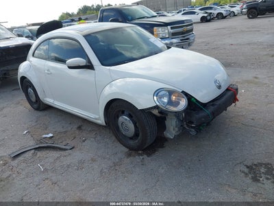 VOLKSWAGEN BEETLE 2013