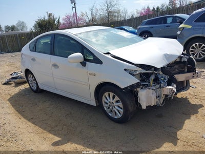 TOYOTA PRIUS PLUG-IN 2014