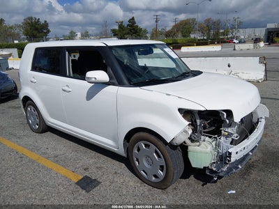 SCION XB 2013