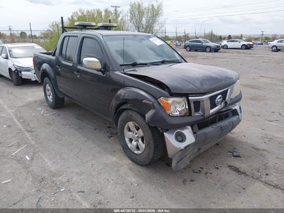NISSAN FRONTIER 2010