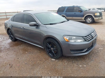 VOLKSWAGEN PASSAT 2015