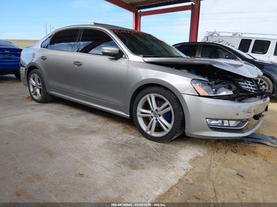 VOLKSWAGEN PASSAT 2013
