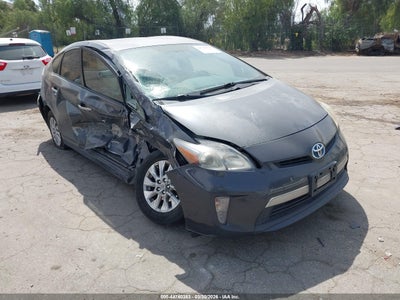 TOYOTA PRIUS PLUG-IN 2012