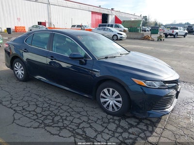 TOYOTA CAMRY HYBRID 2019