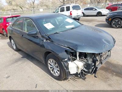 TOYOTA CAMRY 2015